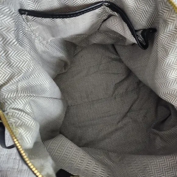 Steve Madden Medium Sized Black Purse Yellow Trim Zipper Details - Picture 10 of 11